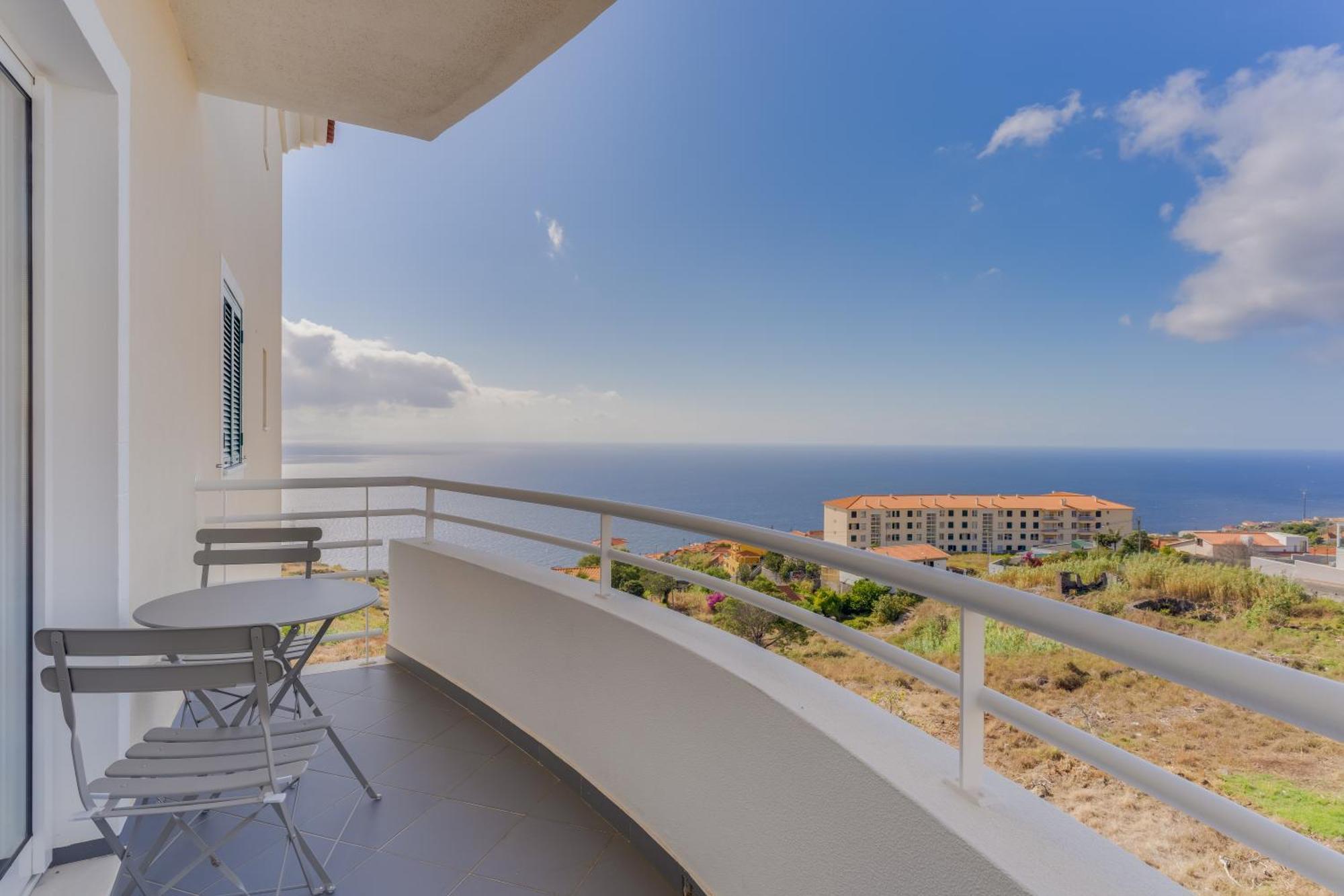 Costa Azul Apartment Caniço Екстериор снимка